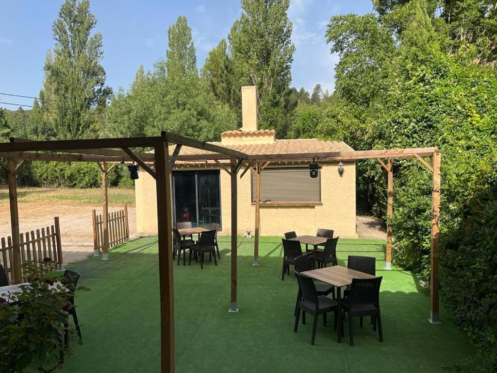 Hostal Restaurante Andra Rio Madera Eksteriør billede